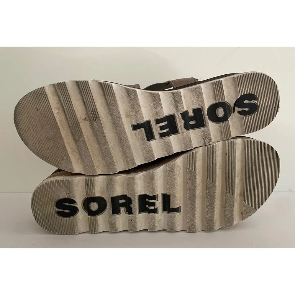 Sorel Cameron Flatform Sandal Taupe Suede Wedge Strappy Comfort Travel Chic 9.5